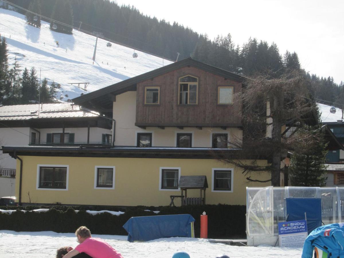 Pension Kohlbrundl Saalbach-Hinterglemm Exterior photo